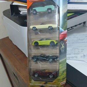 Match MBX Convertible Cruisers Toy Car Set - Green, Black, Cream, Red